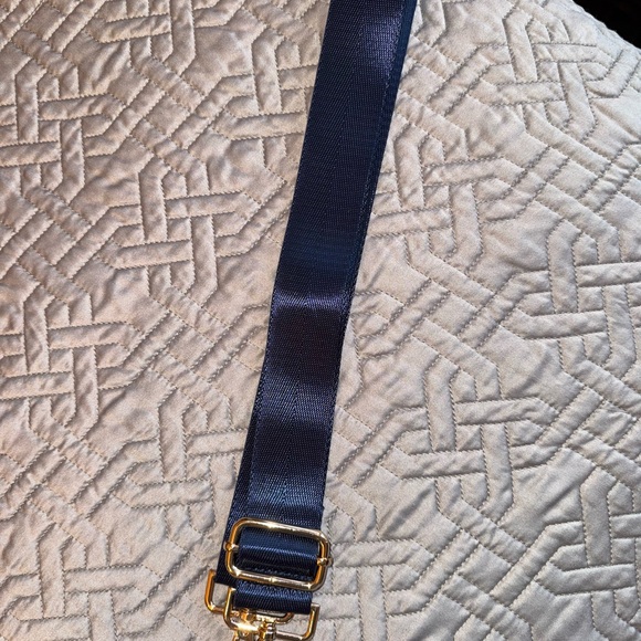 Stylish Bag Strap Collection with Heart and Bee Designs, Various - Picture 3 of 7